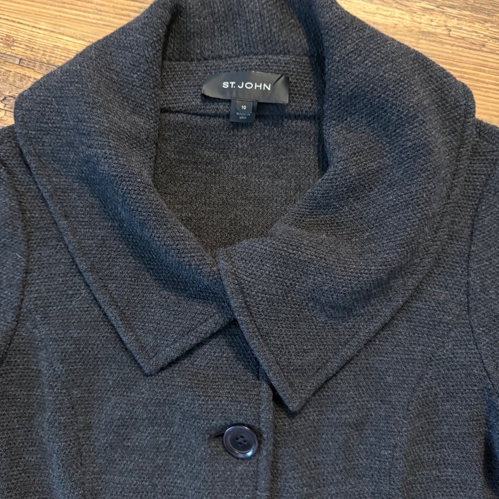 St. John Knit Blazer Jacket Womens 10 Charcoal Gray Black Portrait Collar LUXE - Picture 4 of 12